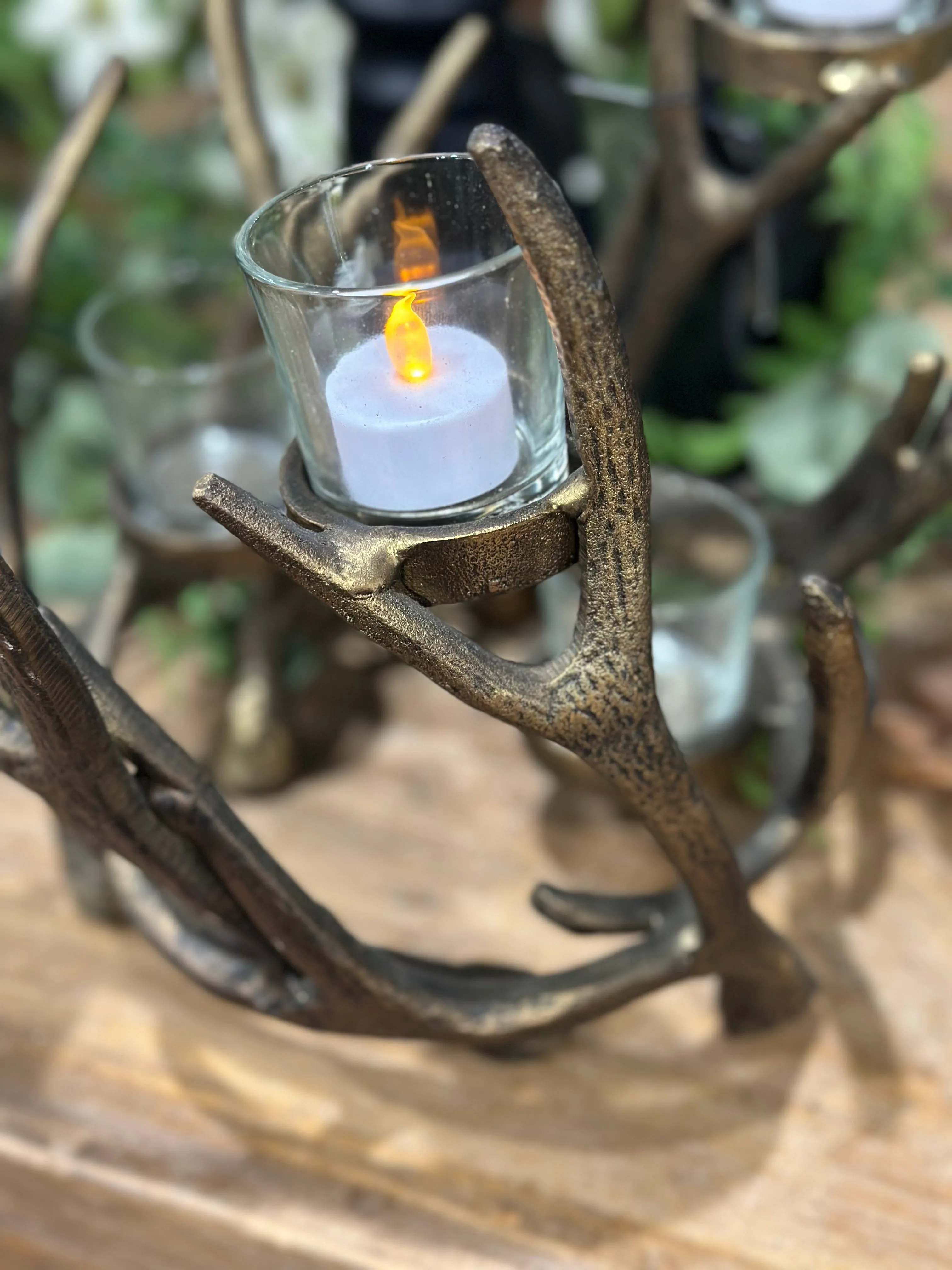 10.25" Antler Cast Aluminum Centerpiece