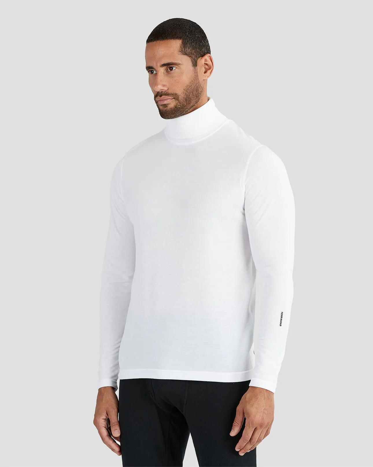 2.0 Men's Thermapeak Heritage Midweight Thermal Turtleneck