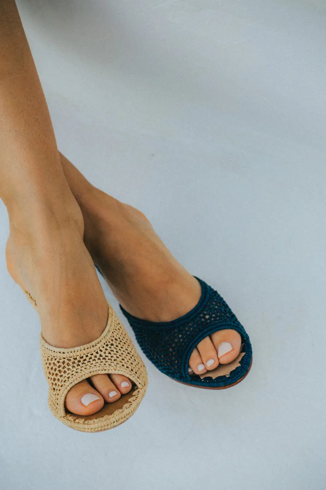 Le Mogador Sagana Low Wedge - Raffia Navy