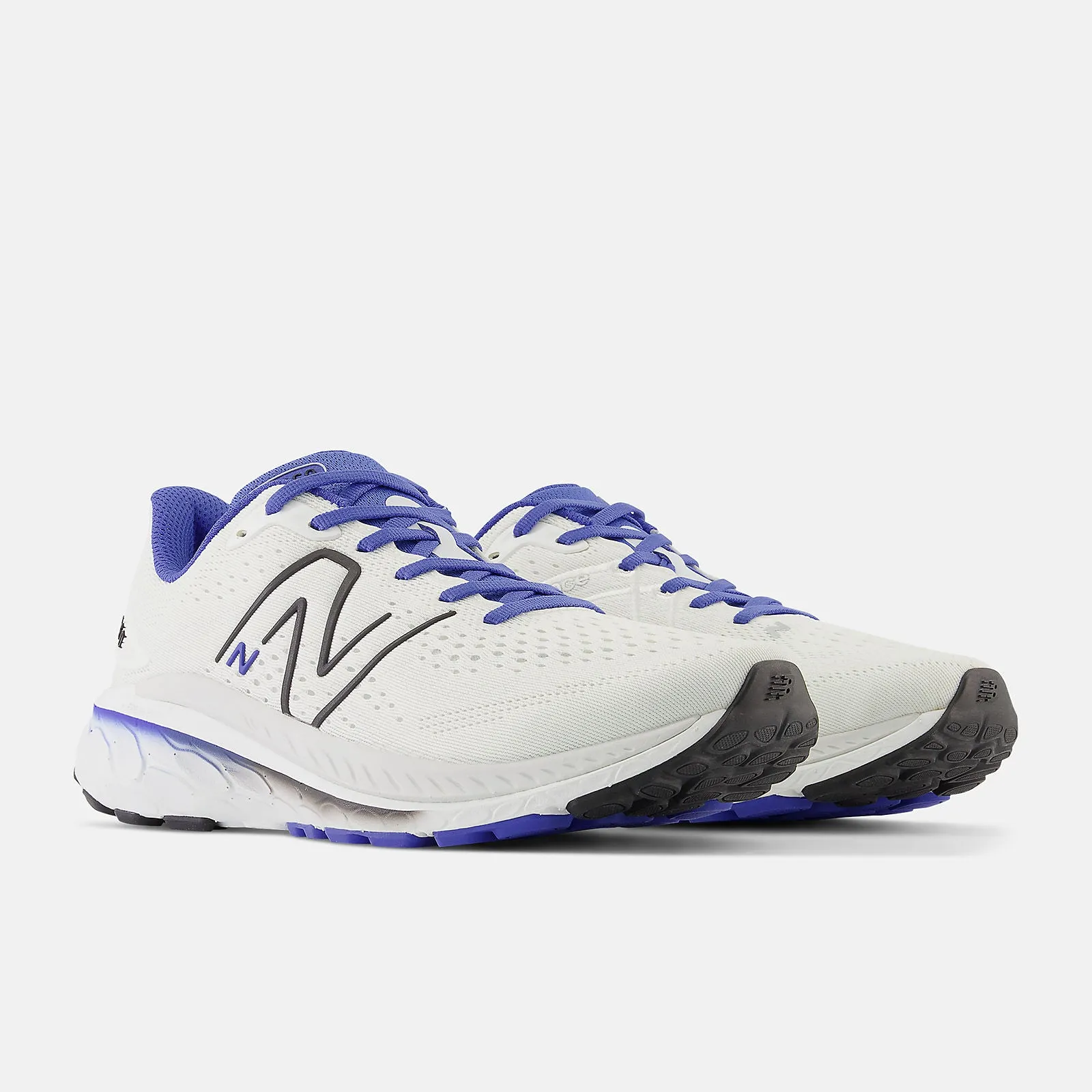 Men's 860v13 by New Balance